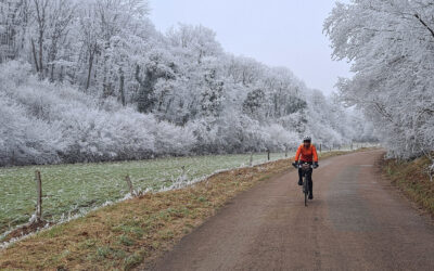 Cyclotourisme et alertes météo : les bons réflexes